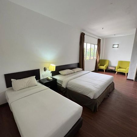 Hotel Pandan Johor Bahru Exterior foto