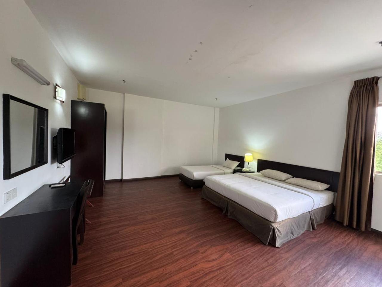 Hotel Pandan Johor Bahru Exterior foto